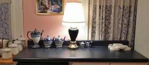 The Confederate House Hotel Savannah Bagian luar foto